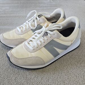 Kizik Milan Nylon And Suede Mist Gray and Cream Unisex Sneakers - Size 10.5 Mens